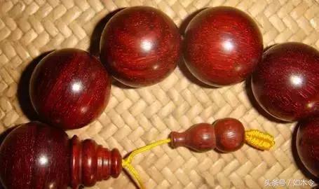 小叶紫檀十几元真假,秒沉水小叶紫檀手串