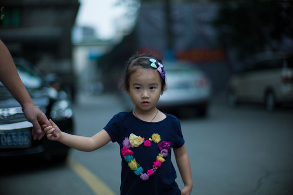 拍照背景虚化的摄影技巧,redshift如何设置景深虚化