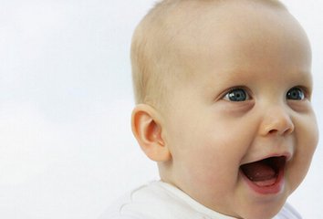 着急宝宝还不发动,宝宝太着急长大