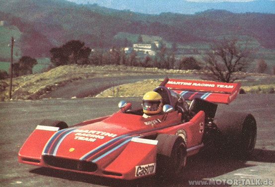 世界上跑得最快的红色车,世界上最快的红车和黄车