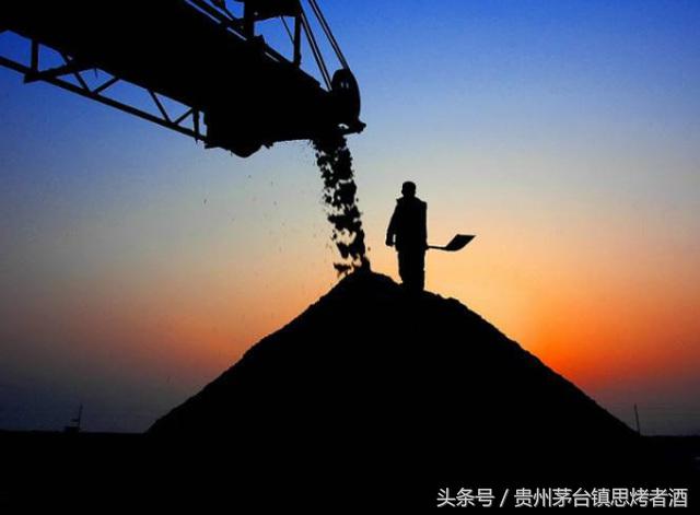 憨老头征文活动佳作选登：用一生还你一壶老酒