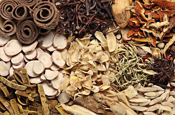 护住肝肾胃，中医抗癌用药越多，成功的把握越大