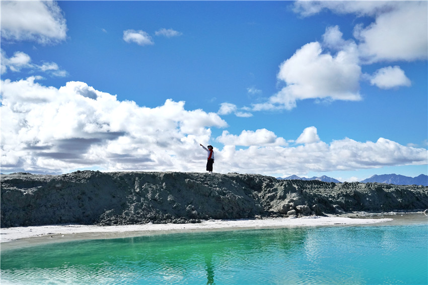 美丽而遥远的大柴旦翡翠湖,大柴旦翡翠湖近茶卡吗