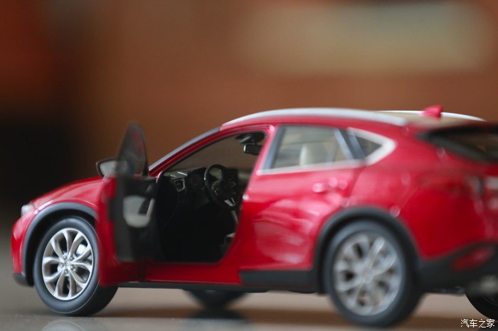 2020款马自达cx-4模型,18-19年马自达cx4顶配原版原漆