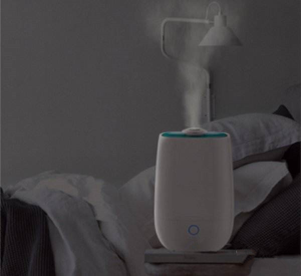 空调房内太干燥？挂上一条破毛巾，整个空气都湿润了！真省事