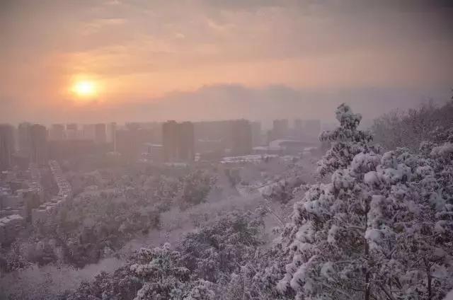 大足石刻详细讲解,大足简短介绍