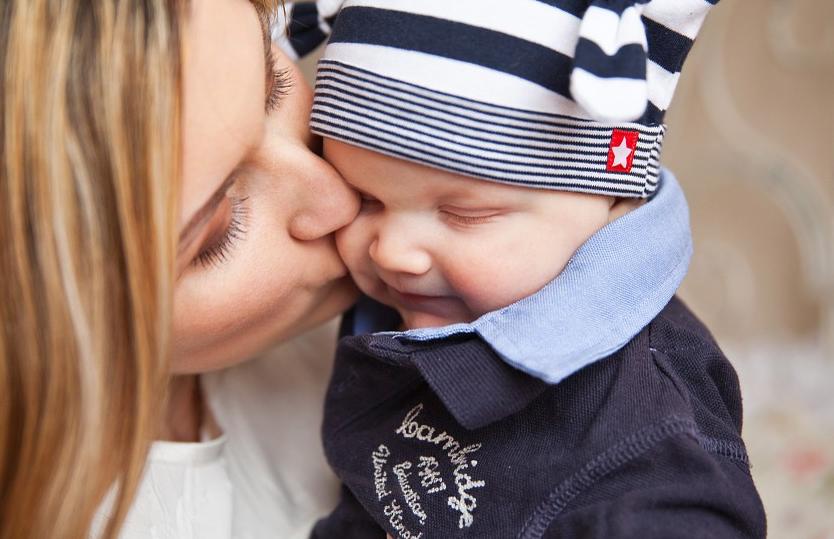 宝妈热感冒了怎么好得快,宝妈热感冒表现