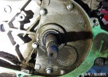 怎么判断踏板摩托车油开关好坏,踏板摩托车齿轮油检查口