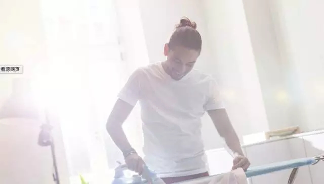 家庭用挂烫机和电熨斗哪个好用,新手适合用挂烫机还是电熨斗