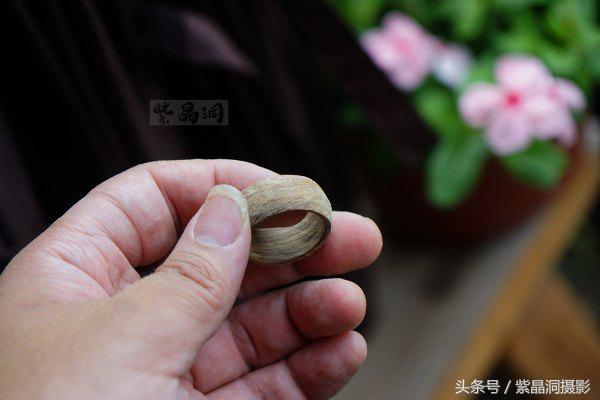 我们是谁？游客！我们做啥？木工！怎么做？打酱油！