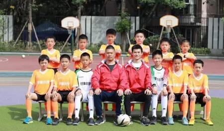 全国校园足球特色学校有什么政策,成都全国青少年足球