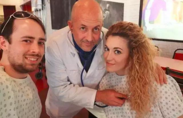 汉堡顶5斤肉,吃完心脏搭桥,代言人死了俩还有一群人抢着吃!