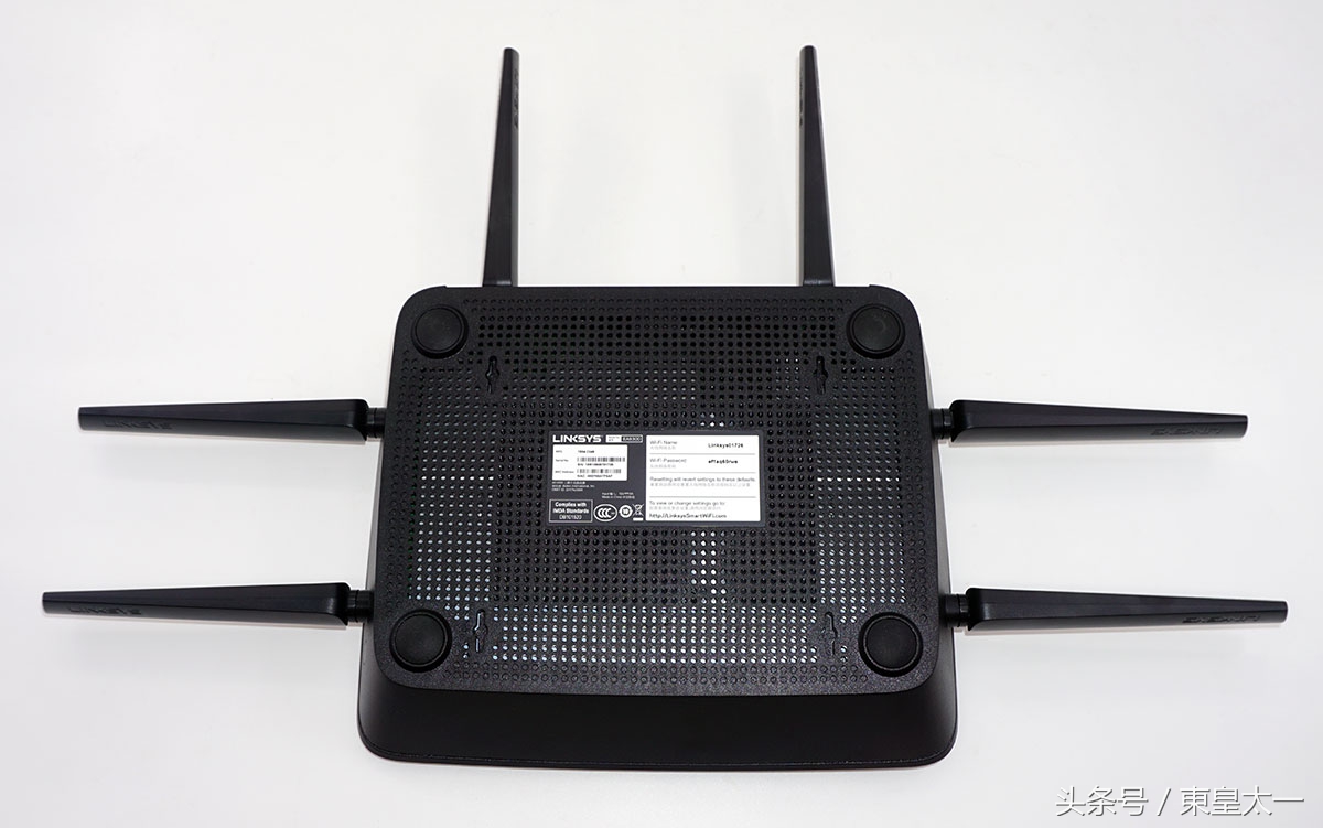 LinksysEA9300无线路由器外接存储读写速度真不错