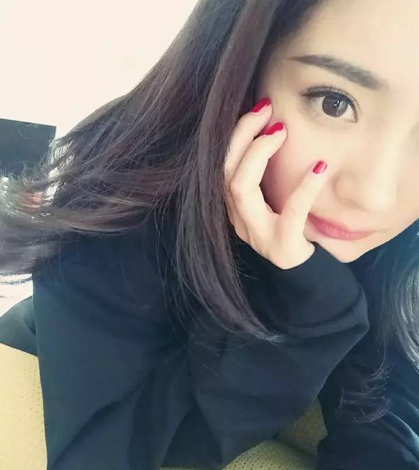 打个赌！看完这100款时髦美甲，你会种下一片草原