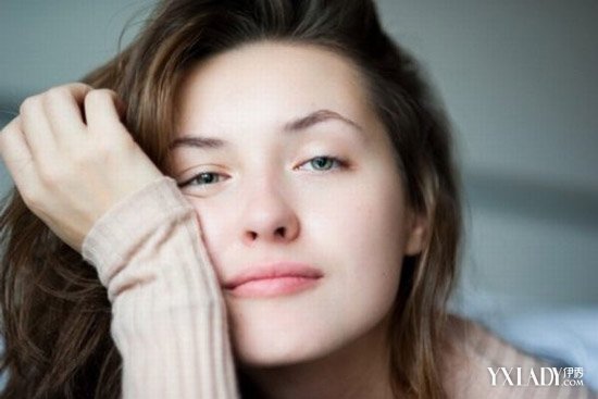 经期下巴长痘痘是什么原因,经期额头长痘是什么原因