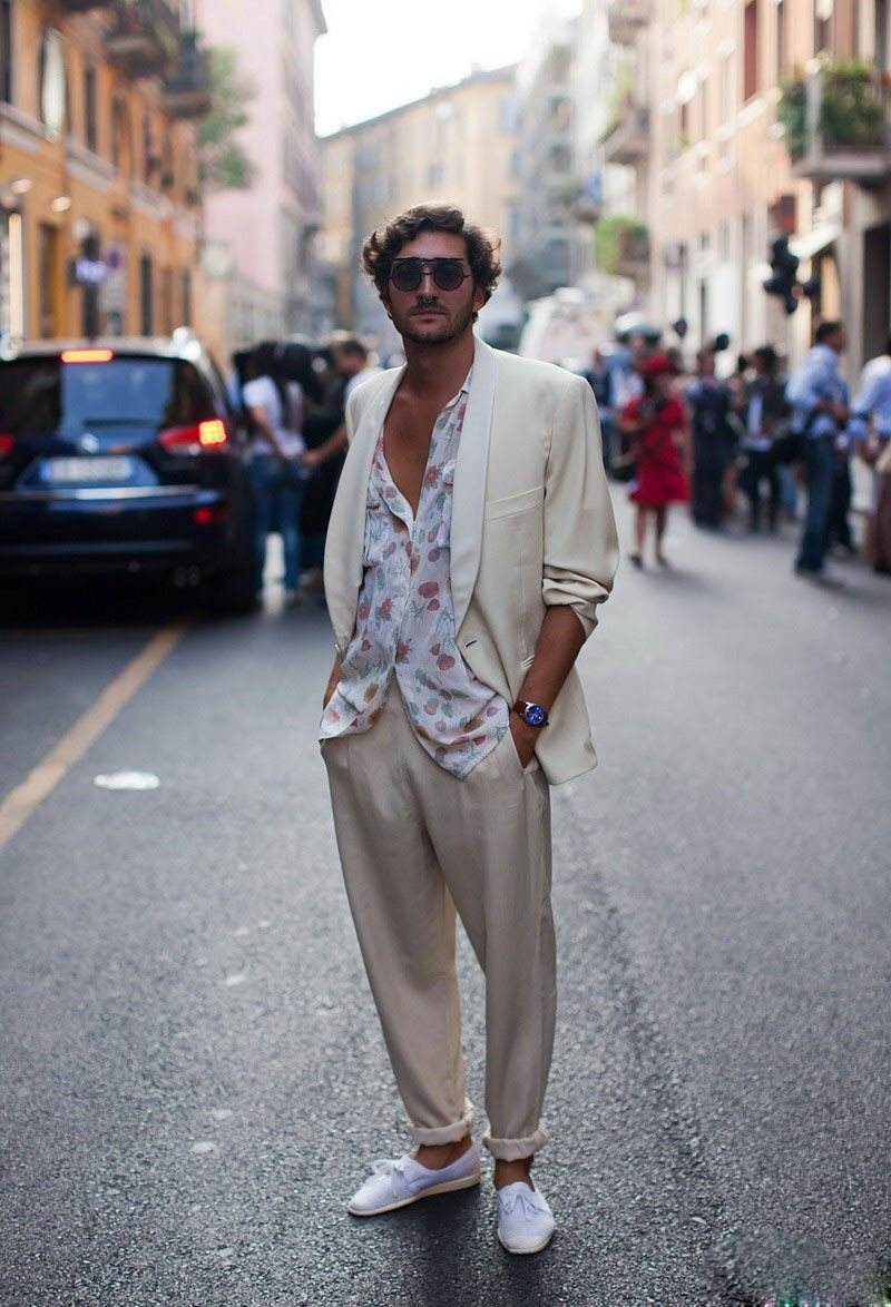 吴磊帅气撩人照 (吴磊少年阳光帅气)