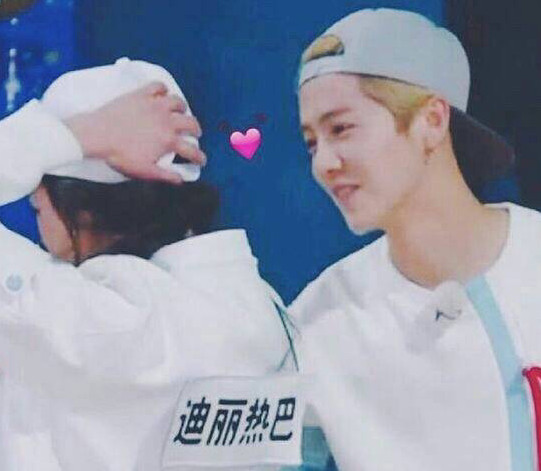 鹿晗自曝和热巴相处细节,鹿晗跟热巴说真心话