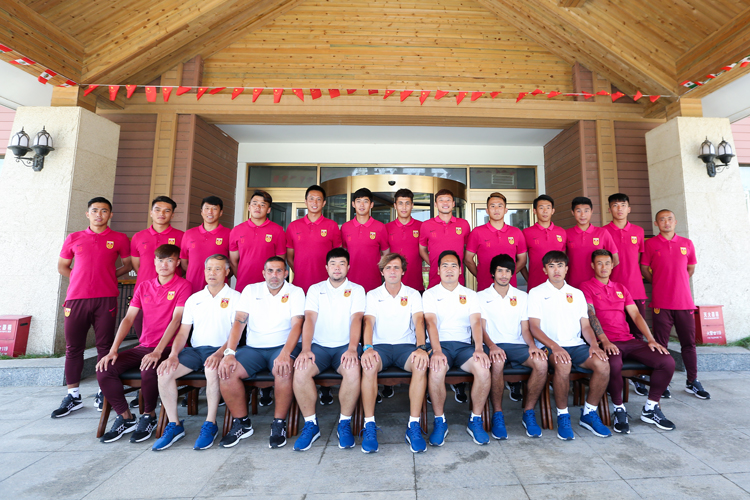 沙场三里猛将五兵｜沙足国家队征战“欢赢杯”