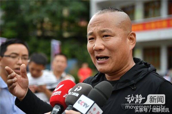 公益万里行,足球公益行