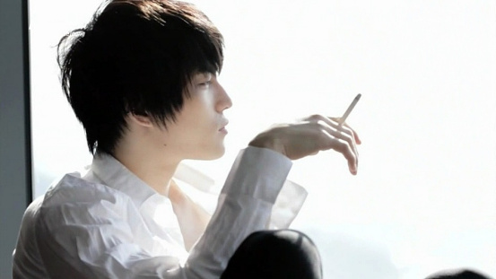 欧巴烟酒不离身，韩国留学你需要知道的烟酒文化