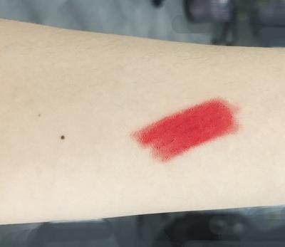 橘朵口红平价替代色,丝绒牛血色口红平价