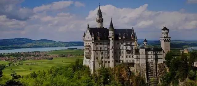 不要以为国际奢侈大牌就不“抄袭”了