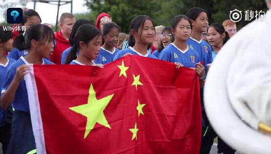中国女足夺冠海外华人,中国女足1-6惨败英格兰凌空斩