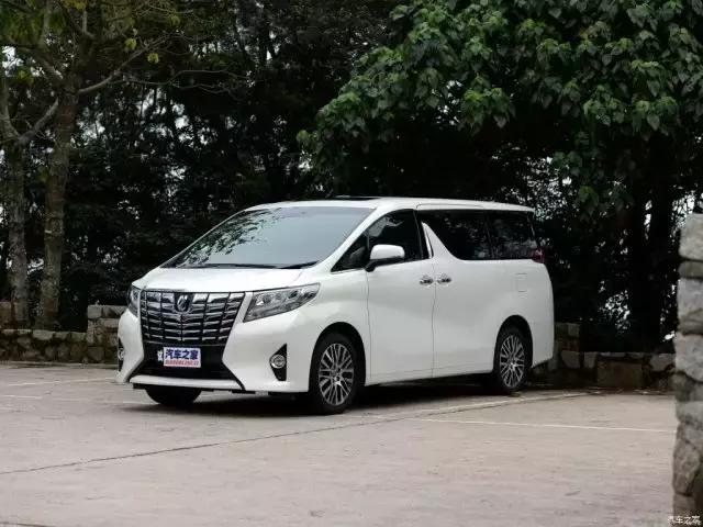 全球唯一敢加价40万的日本车，据说只有坐这车才算“圈里人”？