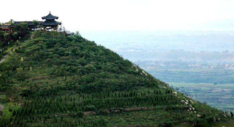 伊滨区万安山山顶公园,洛阳万安山山顶公园照片