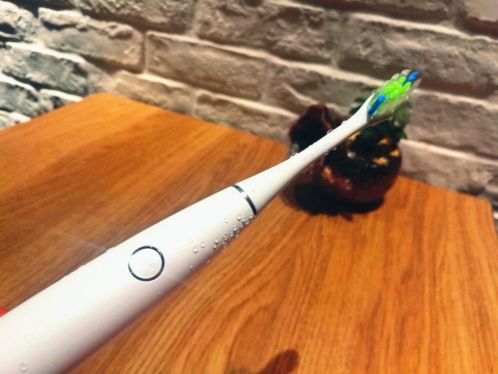 ocleanz1智能电动牙刷,电动牙刷ocleanone和ocleanx