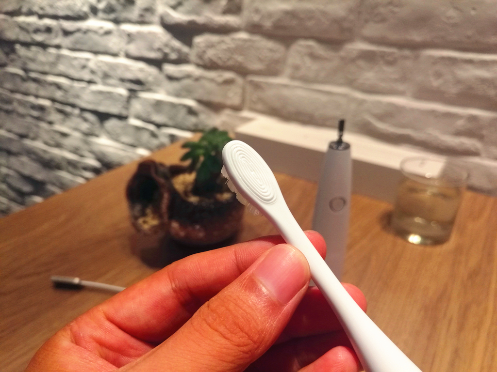 ocleanz1智能电动牙刷,电动牙刷ocleanone和ocleanx