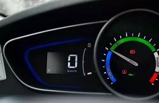 第一批荣威e550怎么样了,荣威e550优点