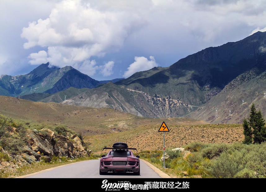 开辆超跑去*藏西**！最后看看几百万的奥迪R8破成啥样了？