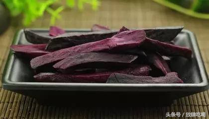 不愿做个只吃烤肉的*疆新**胖纸？九蔬，入驻万达，给你健康生活