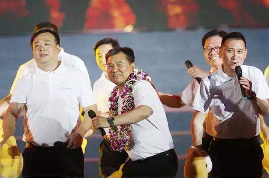 七夕来了别再空悲切，快来苏宁之夏与万人一起high翻天