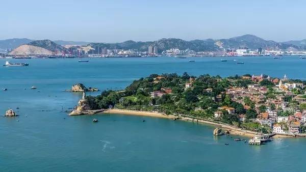 一年两次旅游你会去哪里,如果你去旅游你打算去哪里带什么