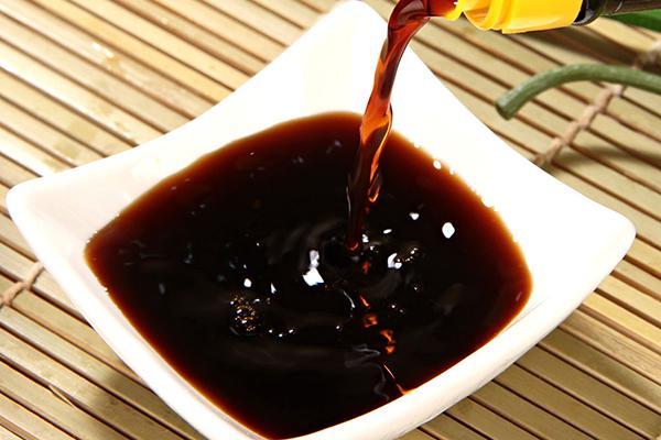 百岁老人靠吃厨房里的这个调味料扫除体内的毒素和疾病！