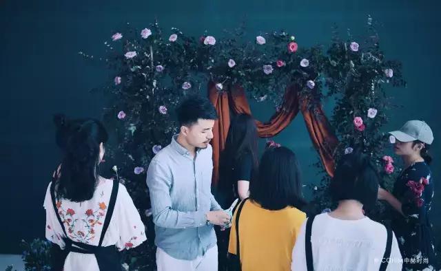 从清华休学创业27岁做到年销7亿,15岁退学的他年近50再创业