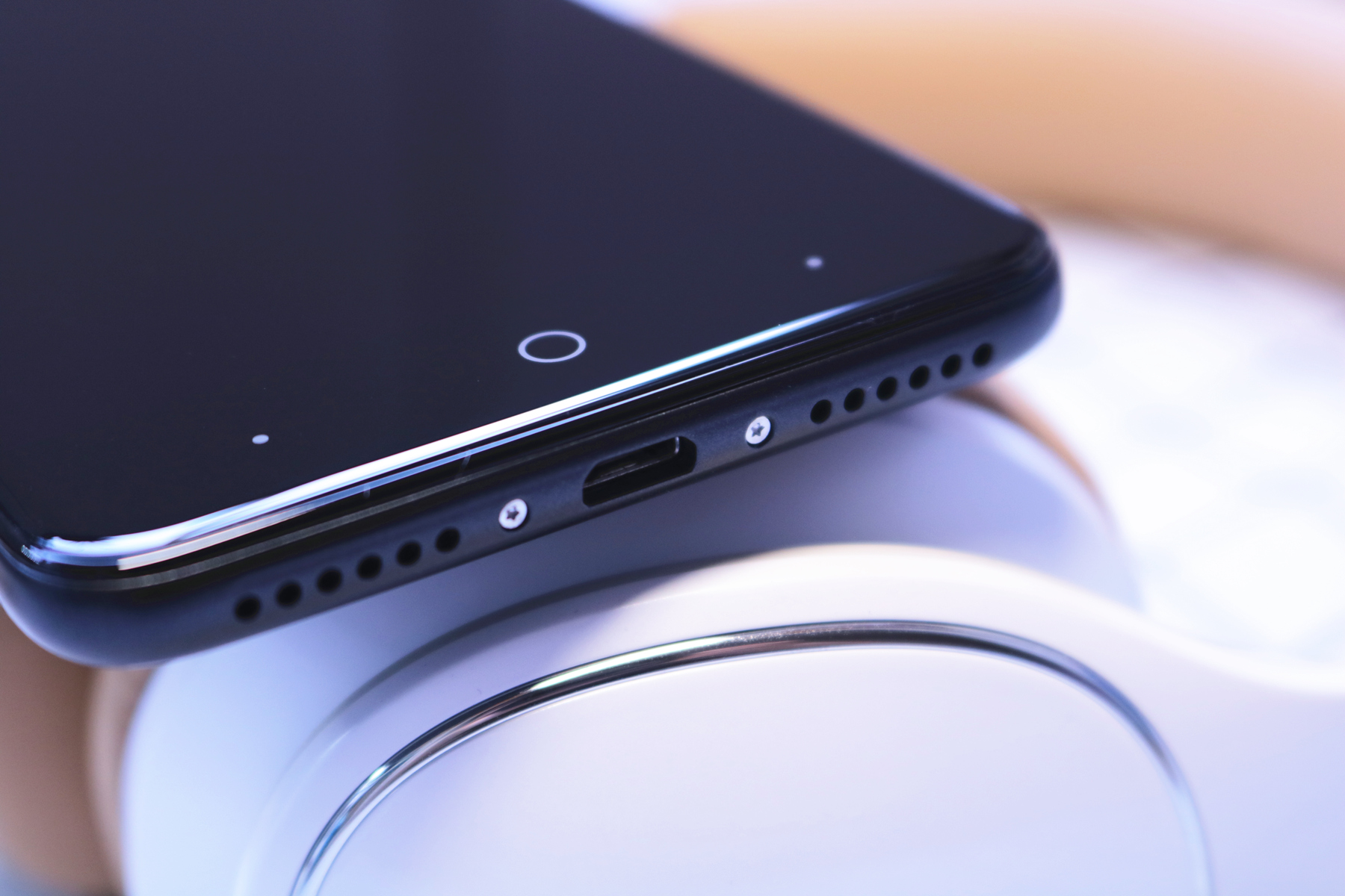 中兴小鲜5支持全网4g,手机除了处理器还有什么