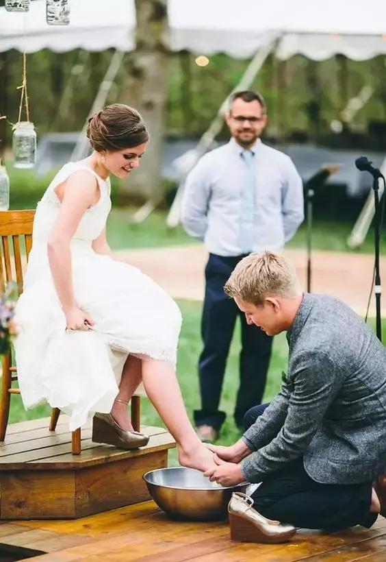 茶叶渣喝完别倒!放太阳底下晒干了,还有这么神奇的用途!