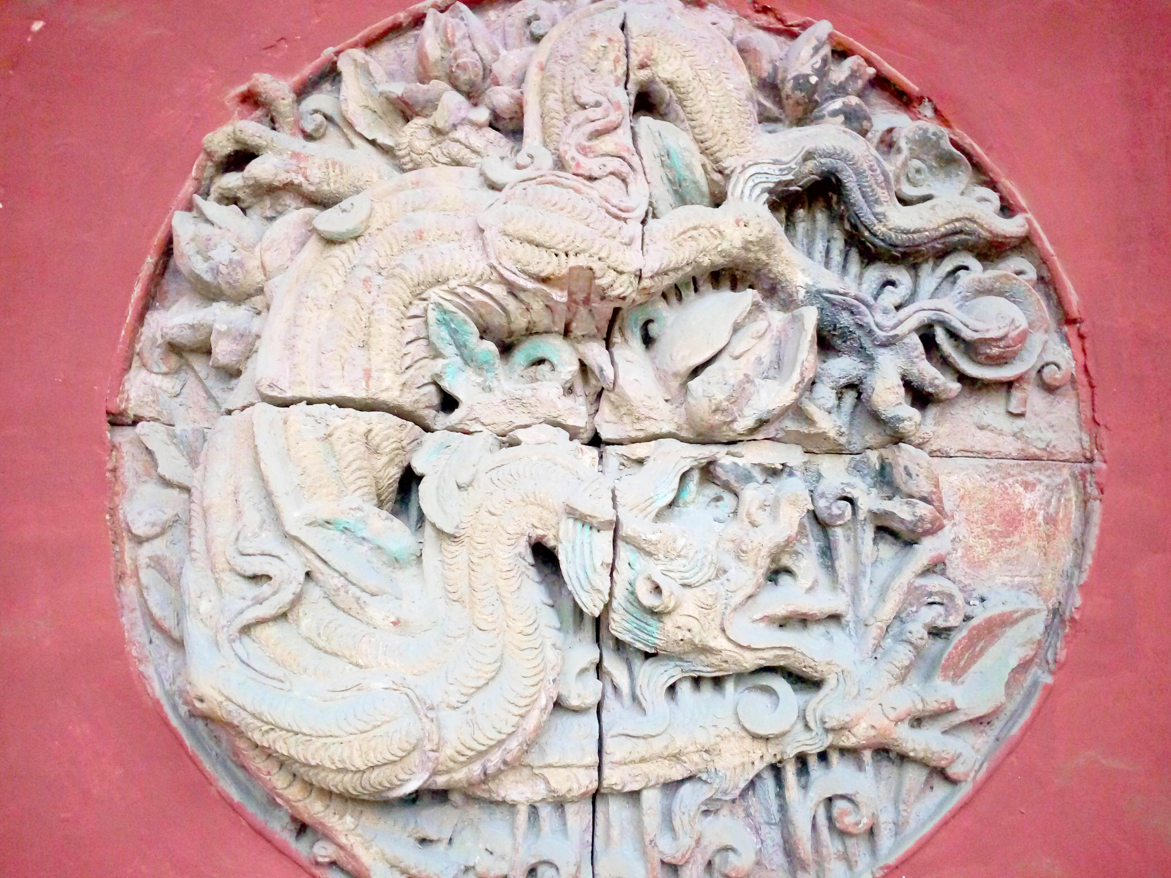 涨姿势：与晋祠齐名的窦大夫祠这几幅元代团龙雕的可真不错！