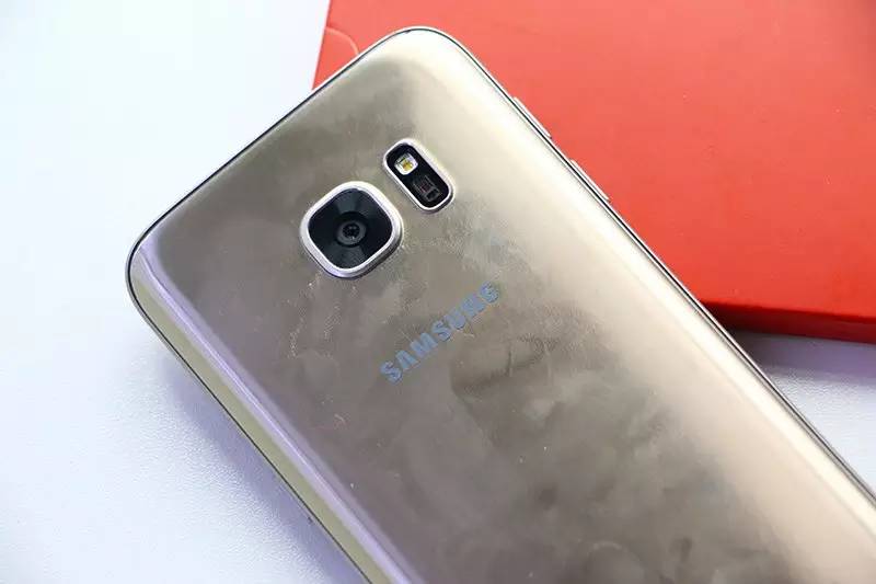 三星s7edge港版和国行区别,机哥解读