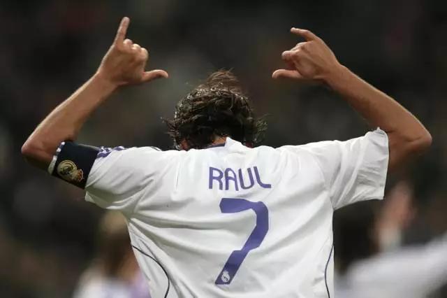 当今世界足球巨星排名,现今世界足球巨星四个档次排名