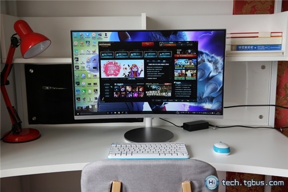 三星27寸曲面显示器效果好吗,三星显示器24和27曲面哪个好