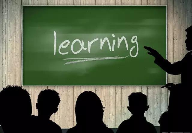 留学生都是富二代吗亲身经历 (为什么留学生都是富二代)