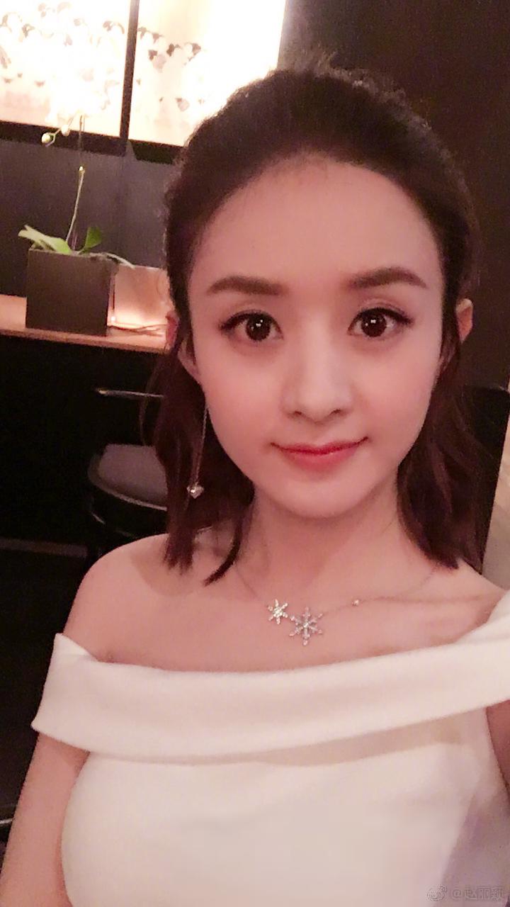 圆脸细软塌中性发型,男生圆脸头发细软塌适合什么发型