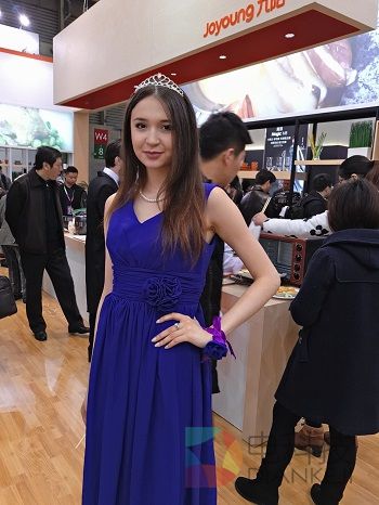 妹子多过车展所有AWE你想看的都在这里