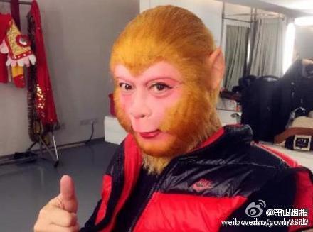 六小龄童孙悟空签售,西游记后传孙悟空六小龄童