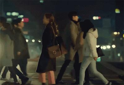 《奶酪陷阱》大结局，女主竟然只用了这20款一千块的包，就搭配了116套衣服，拿下了欧巴！