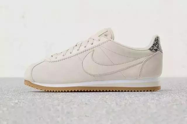 puma和adidas哪个比较受欢迎,puma和adidas联名鞋